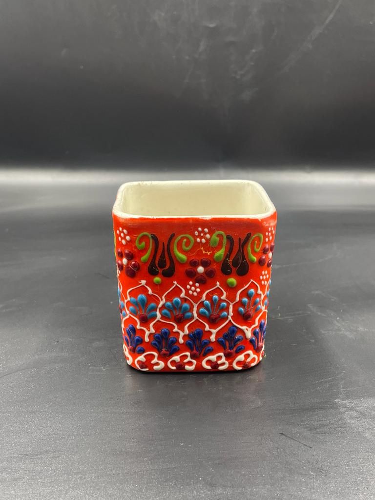 El Yapımı Dantel Desenli Dekoratif Mini Hediyelik Saksı 